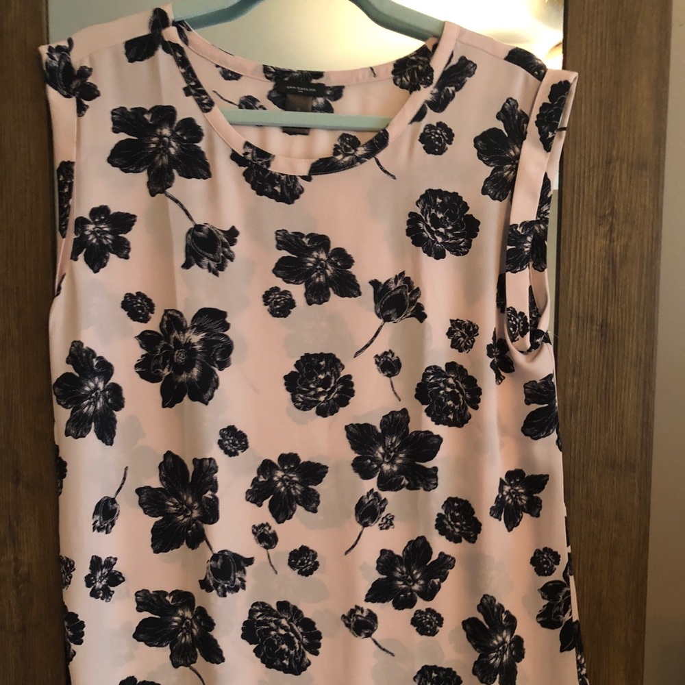 Floral Ann Taylor blouse